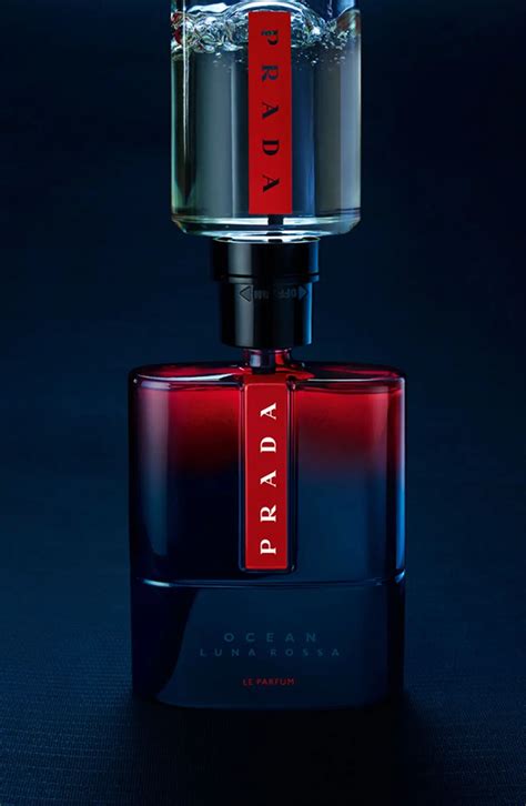 prada la luna rossa